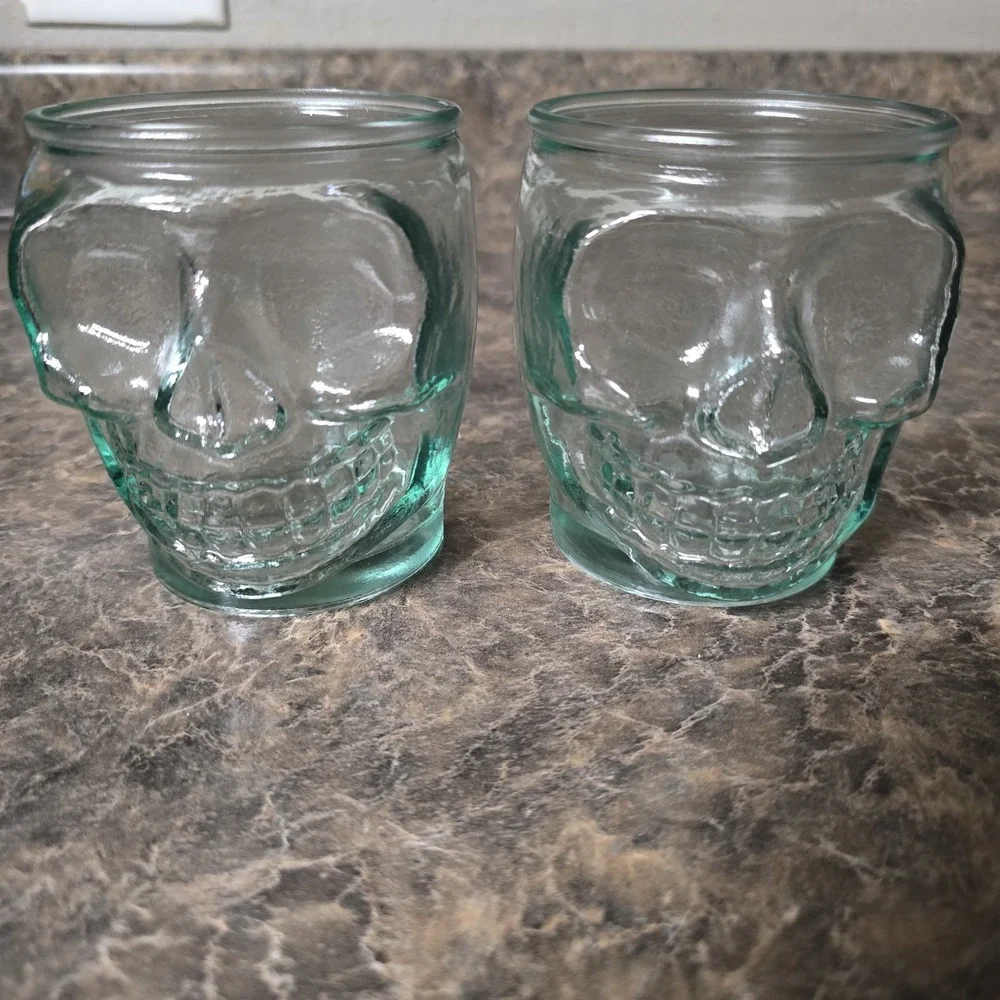 Skull Glasses‎ (2) Hint Of Teal Color